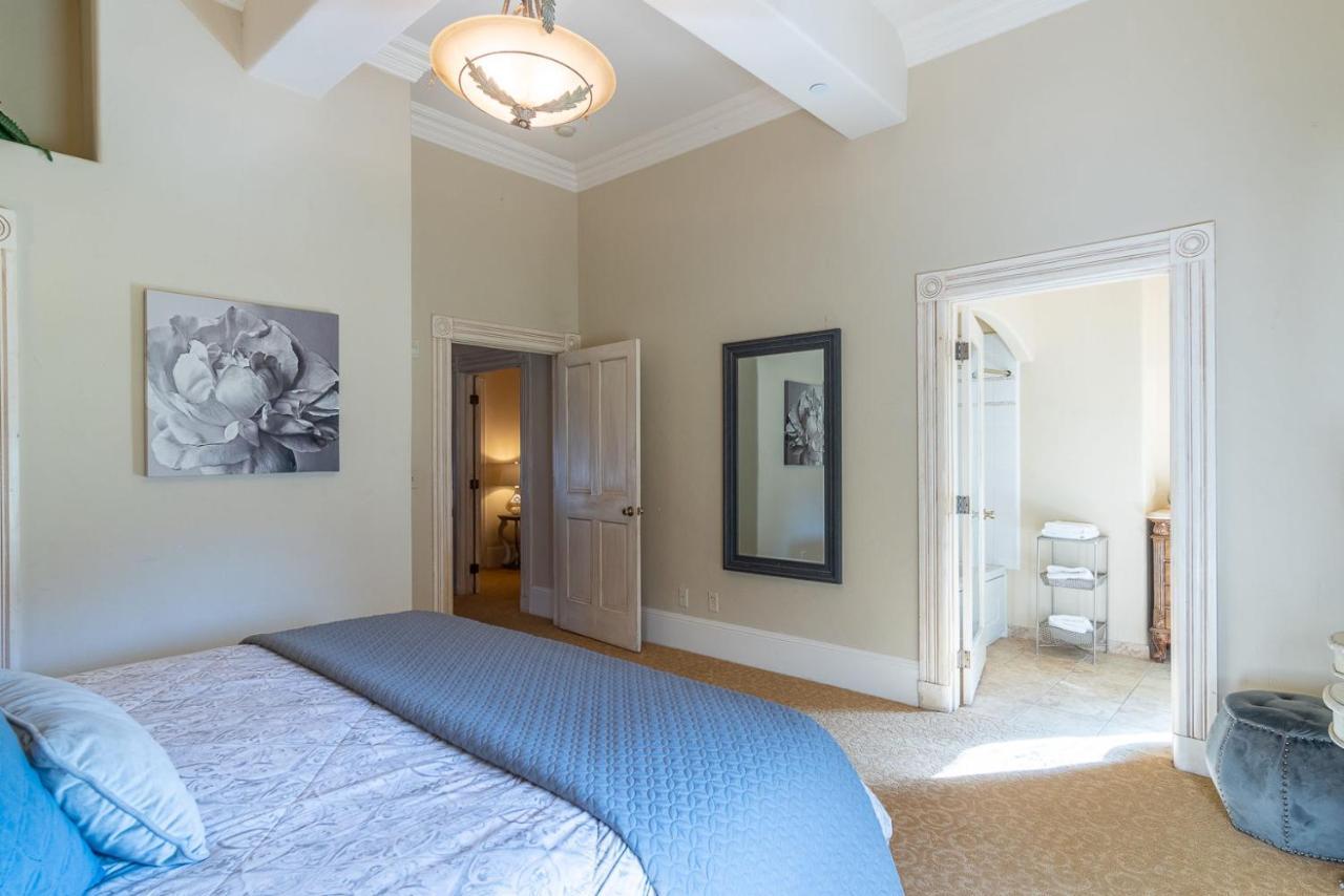 Hotel Chateau Coralini